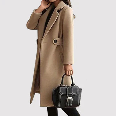 Abrigo elegante de lana con cinturón